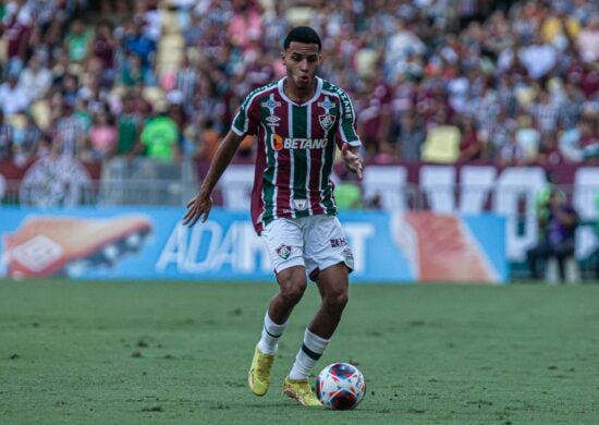 Alexsander se machucou durante o treino de terça (13), no CT Carlos Castilho - Foto: MArcelo Gonçalves/FFC/divulgação