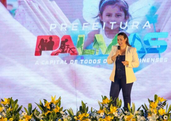 Prefeita de Palmas, Cinthia Ribeiro, durante lançamento do prêmio para educadores - Foto: Divulgação/Secom Palmas