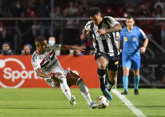 Santos e São Paulo jogam neste domingo (16), pela 15ª rodada do Brasileirão - Foto: Reprodução/ Rodrigo / Santos Futebol Clube