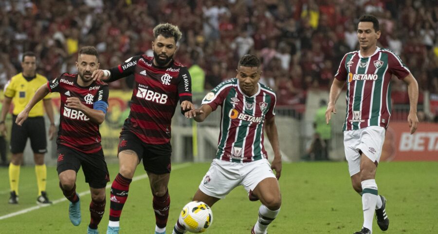 Neste domingo (16) tem Fla x Flu jogando no Maracanã, pelo Campeonato Brasileiro - Foto: Reprodução/ Alexandre Vidal / Flamengo