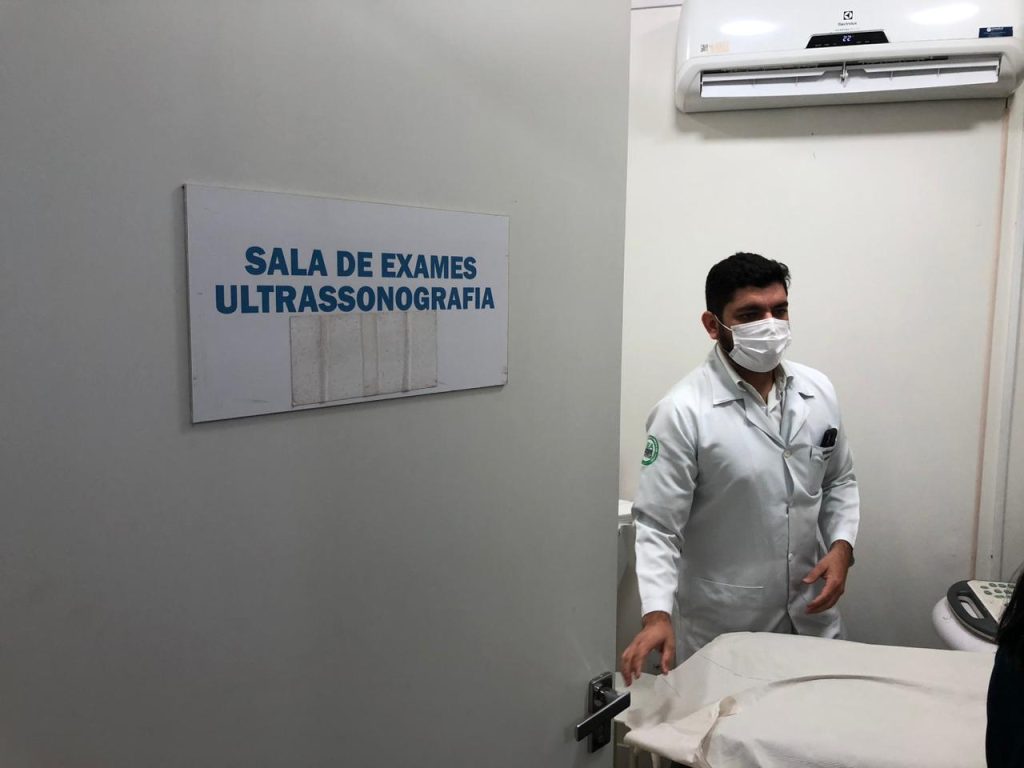 Exame de ultrassonografia durante o programa Agora é sábado - Foto: Haliandro Furtado/ Portal Norte