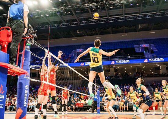 Brasil perde no vôlei feminino para China e é eliminado da Liga das Nações