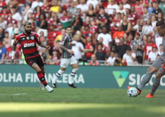 Partida entre as equipes do Fla-Flu foi válida pela 15ª rodada do Campeonato Brasileiro, realizado no Maracanã neste domingo(16) - Foto: Pedro Ivo/Agência o Dia/Estadão Conteúdo