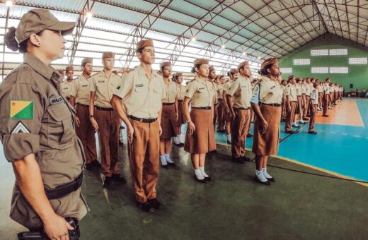 Justiça avalia restrições de comportamento em colégios militares do Acre