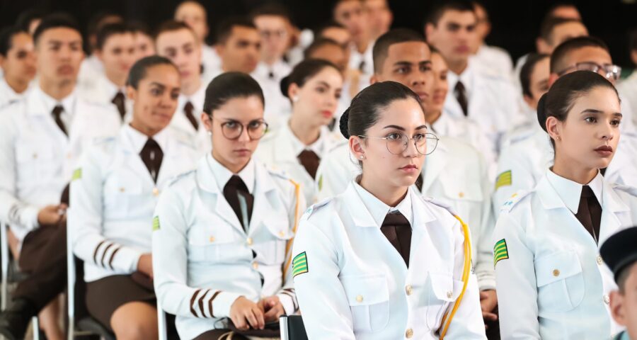 Programa Nacional das Escolas Cívico-Militares – PECIM - Foto: Marcos Corrêa/PR