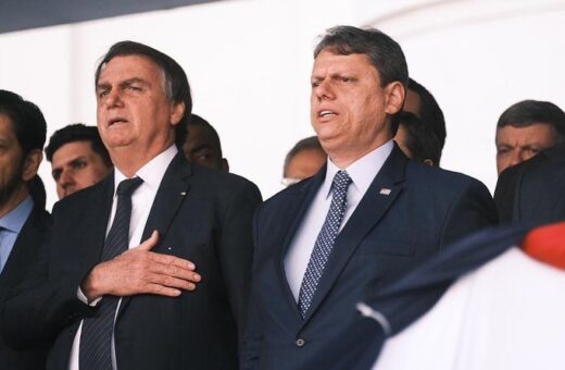 Tarcísio diz que sempre será grato a Bolsonaro