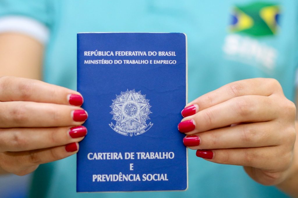 Sine Manaus oferta 377 vagas de emprego