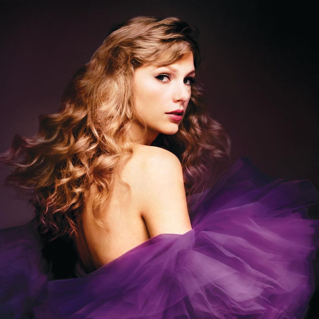 Taylor Swift se tornou a primeira cantora a ter quatro álbuns no Top 10 do ranking oficial da Billboard - Foto: Divulgação