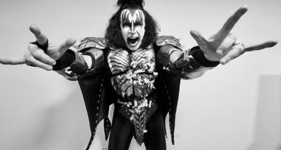 Gene Simmons tentou patentear símbolo, mas foi criticado - Foto: Reprodução/ @genesimmons