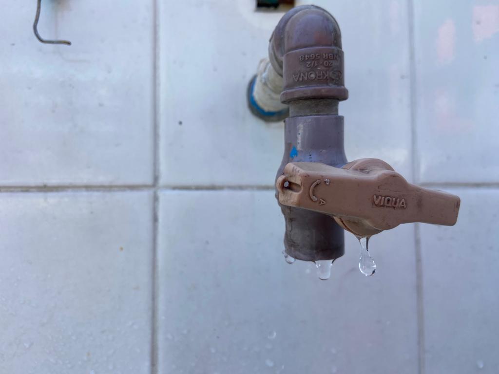 Problema de falta de água dura quase 48h - Foto: Francisco Santos/Portal Norte