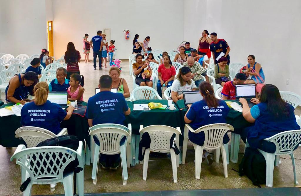 ‘Agora é Sábado’ amplia oferta de serviços na comunidade Amazonino Mendes, em Manaus