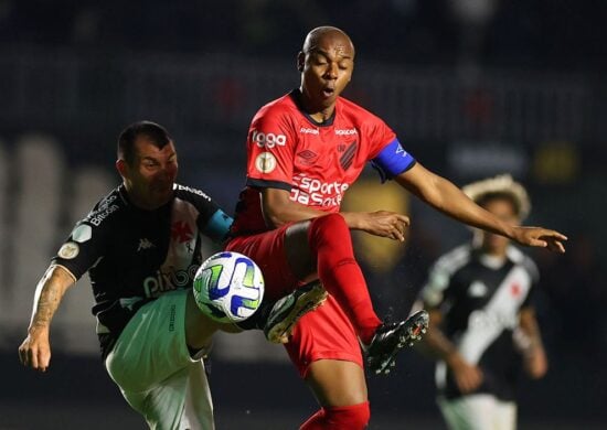 Vasco jogava melhor quando o Furacão abriu o placar - Foto: José Tramotin/Twitter @AthleticoPR