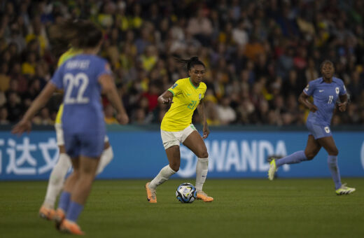 Seleção feminina entrou nervosa no primeiro tempo, com muitos erros de passe - Foto: Thais Magalhães/CBF/divugação