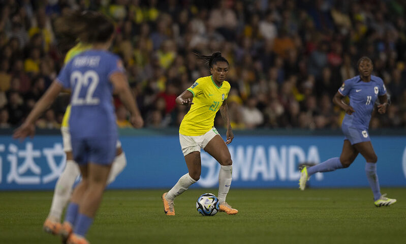 Seleção feminina entrou nervosa no primeiro tempo, com muitos erros de passe - Foto: Thais Magalhães/CBF/divugação