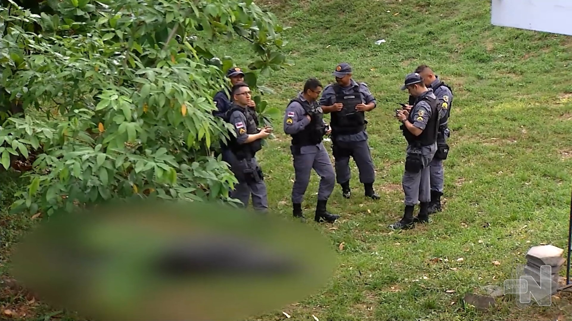 Corpo acorrentado de homem é encontrado na Zona Centro-Sul de Manaus – Foto: Reprodução/TV Norte Amazonas