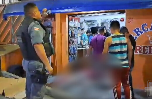 Homem de 34 anos é morto com 15 tiros em frente de mercadinho - Foto: Reprodução/TV Norte Amazonas