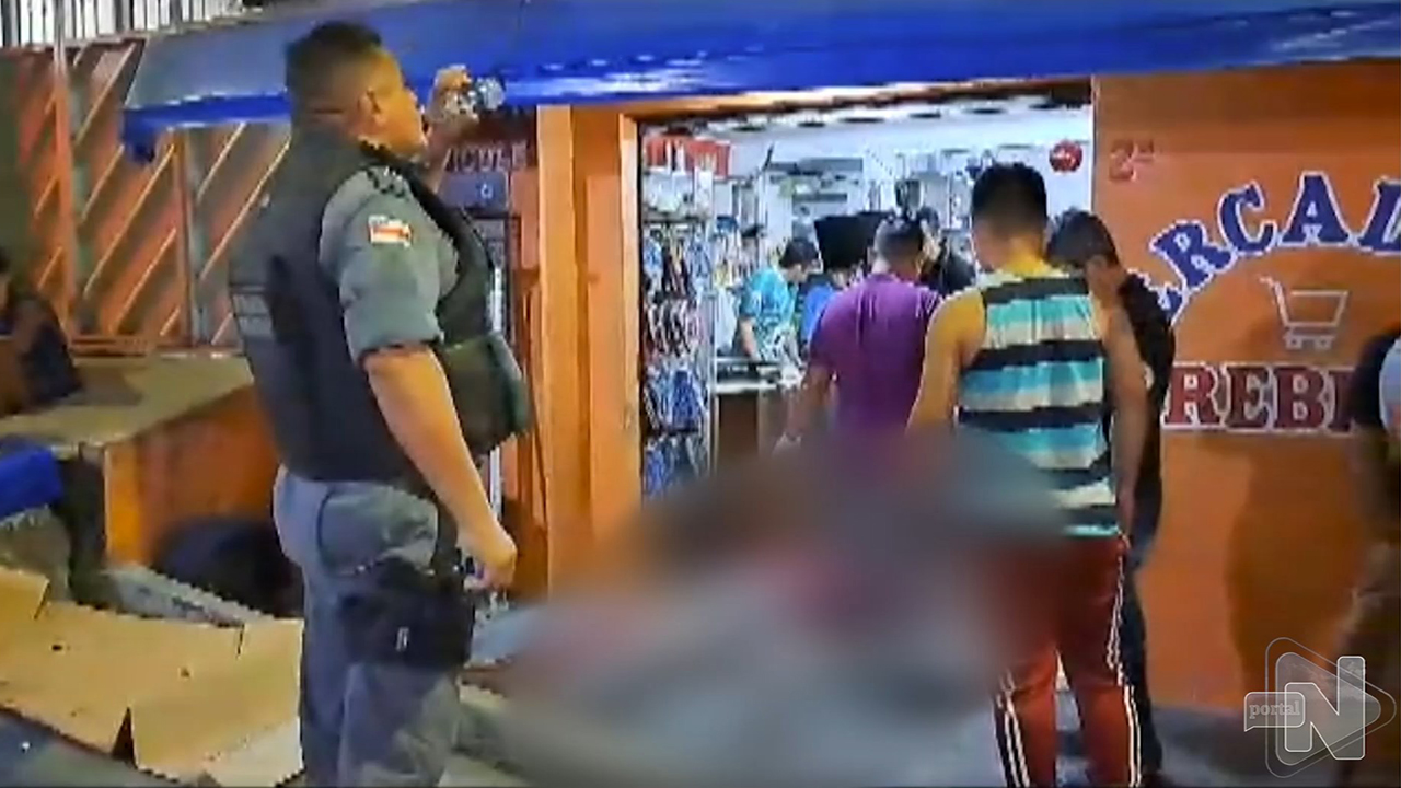 Homem de 34 anos é morto com 15 tiros em frente de mercadinho - Foto: Reprodução/TV Norte Amazonas