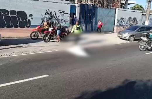 Idoso morre atropelado por motocicleta na Zona Centro-Sul de Manaus – Foto: Reprodução/TV Norte Amazonas