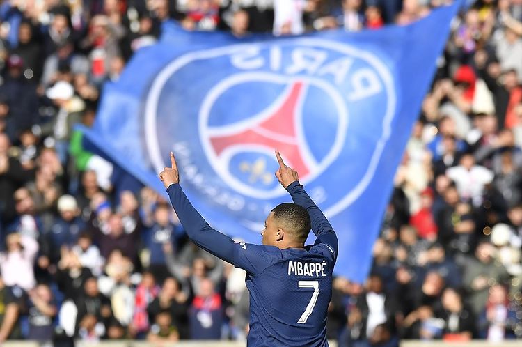 Clubes entram na disputa pela contratação de do jogador francês Mbappé - Fot: Reprodução/ Twitter @PurelyFootball