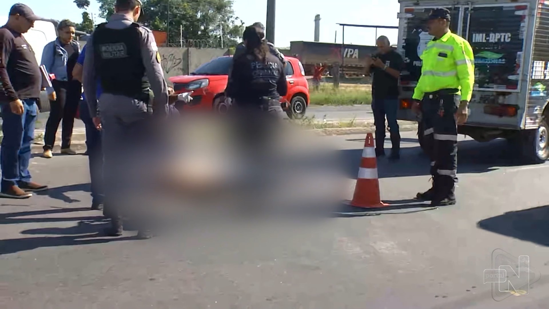 Motociclista morre em acidente ao se desequilibrar em avenida em Manaus - Foto: Reprodução/TV Norte Amazonas