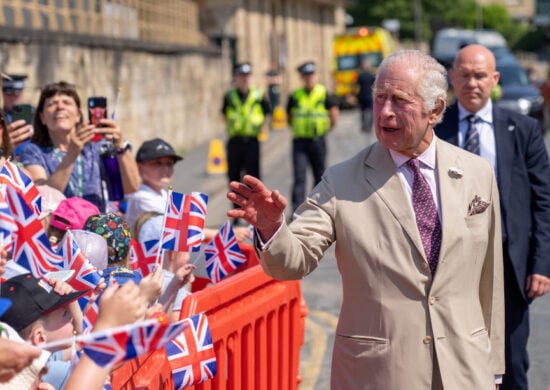 Rei Charles III liberou retomada de atividade na praia - Foto: Reprodução/Royal.uk