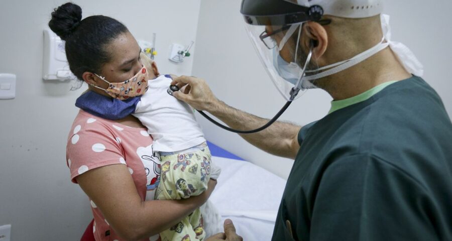 Síndrome Respiratória Aguda Grave atinge, principalmente, crianças e adolescente no Acre e Pará - Foto: Breno Esaki/Agência de Saúde DF