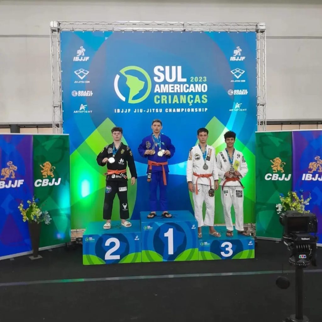 Atletas de Roraima são campeões do Sul-Americano de Jiu-Jitsu