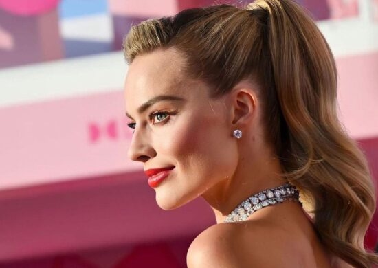 Possível indicação de Margot Robbie para Oscar é pela interpretação da boneca Barbie - Foto: Reprodução/Instagram @margotrobbieofficial