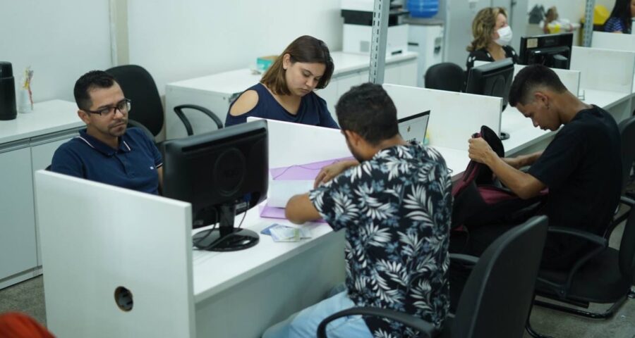 Atendimento de vagas de emprego no Sine Amazonas - Foto: Henrique Miranda/Setemp