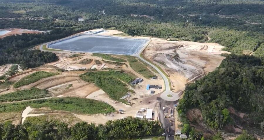 Parlamentar também denunciou que a obra do aterro, além de ser construído em cima de uma nascente, passará por propriedades privadas - Foto: Reprodução/ TV Norte