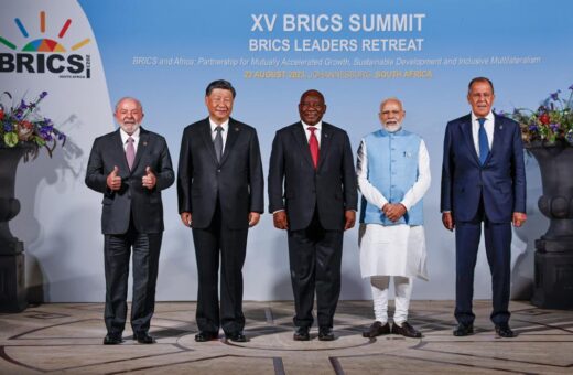 Brics amplia bloco e convida seis países