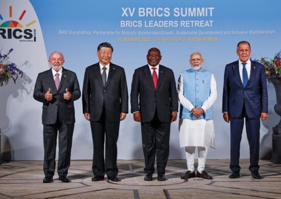 Brics amplia bloco e convida seis países