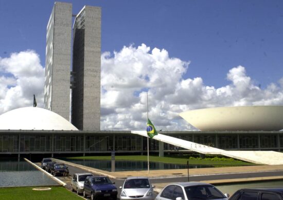 Arcabouço fiscal volta a ser tema de discussões na Câmara nesta semana - Foto: EBC