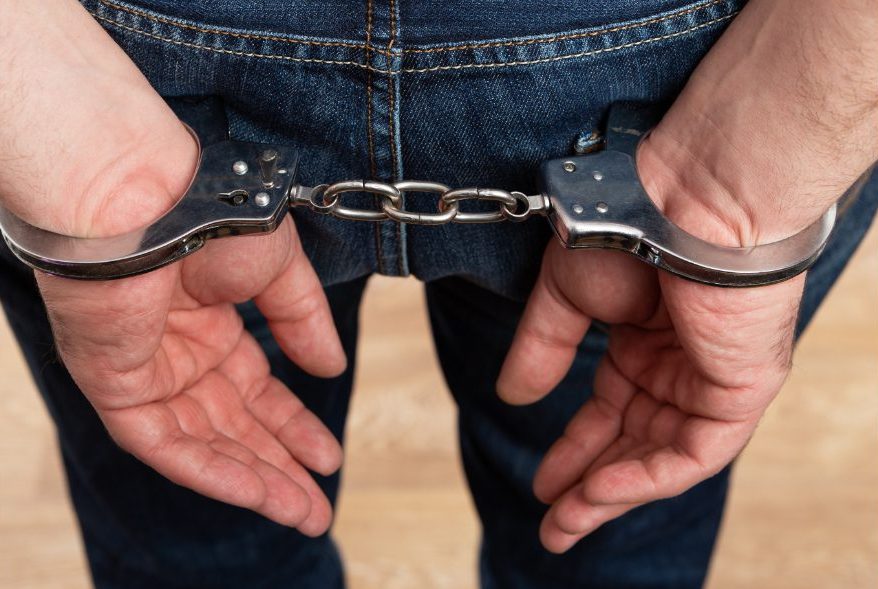 Homem com mandado de prisão em aberto é preso na cidade de Tocantinópolis