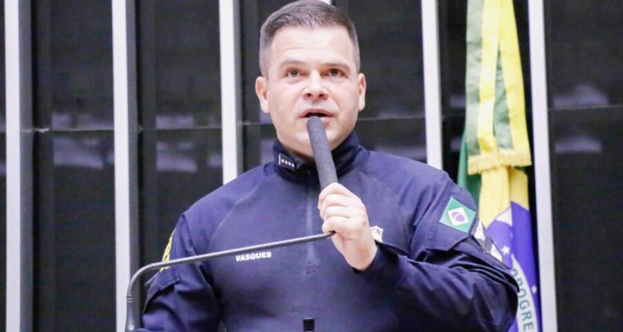 Ex-diretor da PRF depõe na Polícia Federal nesta quinta-feira (10)