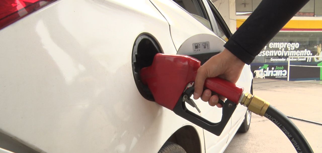 Litro da gasolina chega a R$ 6,80 em postos de Rio Branco
