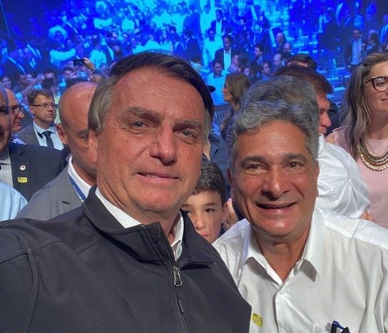 Governador de MG dará título de cidadão mineiro a Bolsonaro, alvo da PF