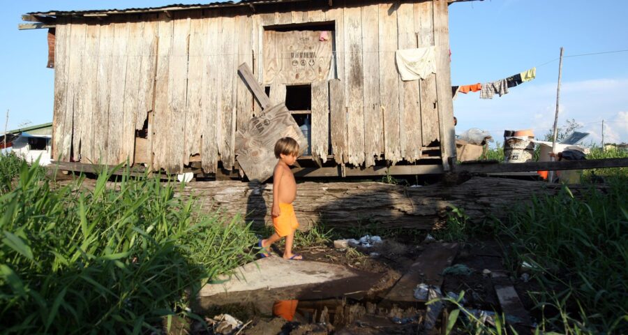 IBGE mostra que 46,2 milhões viviam com algum grau de pobreza no pré-pandemia