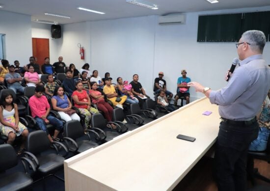 Para sanar a barreira da comunicação, em março deste ano, a prefeitura e o IFTO (Instituto Federal do Tocantins) mobilizaram 20 imigrantes, entre cubanos e venezuelanos, para aprenderem português