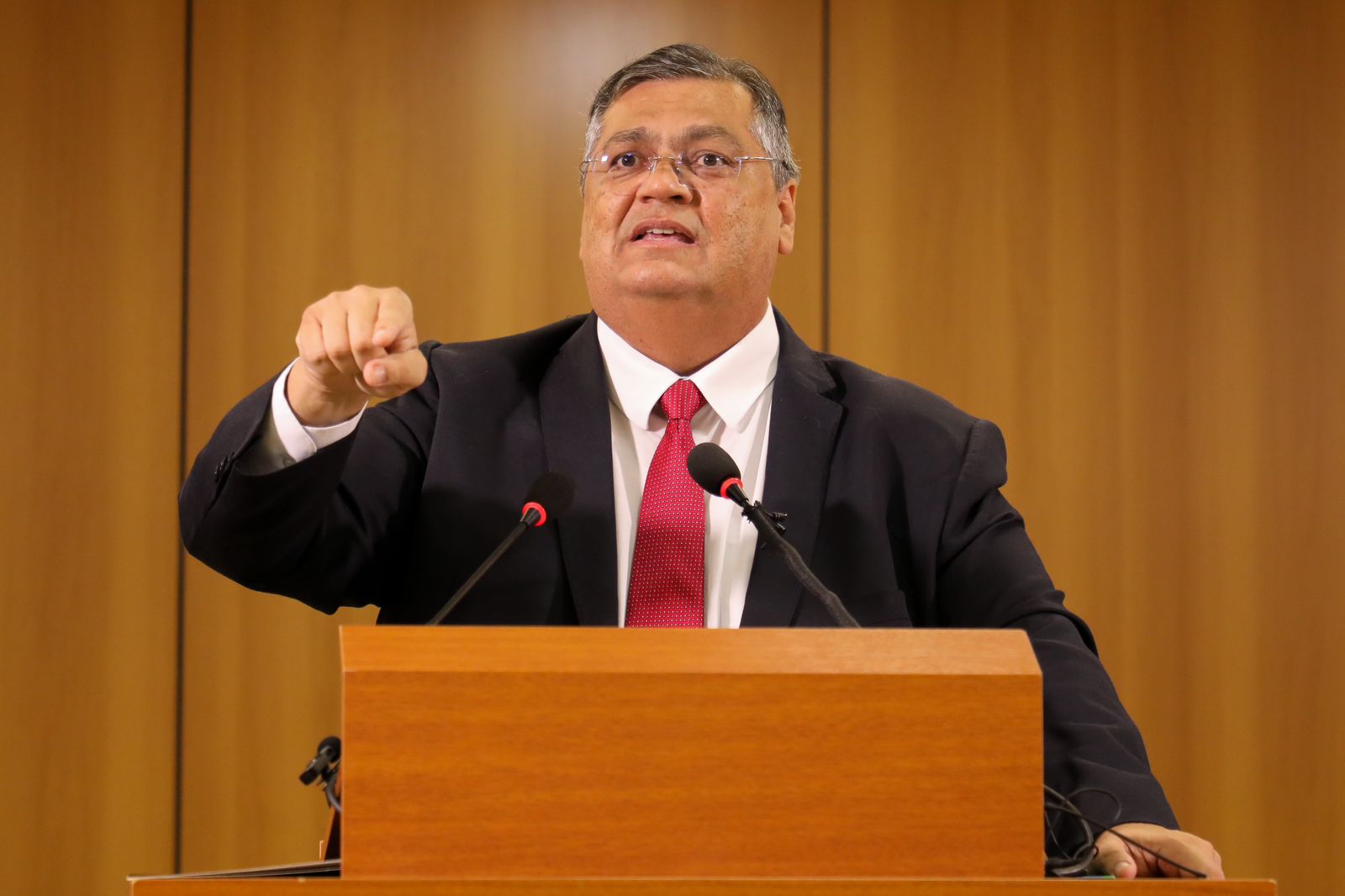 Ministro da Justiça demite 3 PRFs envolvidos na morte de Genivaldo Santos