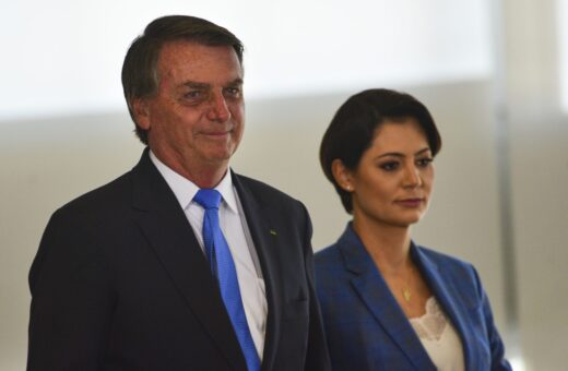 PF intima Bolsonaro e mais 7 para depoimentos conjuntos