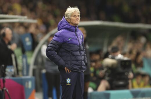 Em entrevista coletiva, Pia pontua o que levou a eliminação da Seleção da Copa do Mundo - Foto: Hamish Blair/Associated Press/Estadão Conteúdo