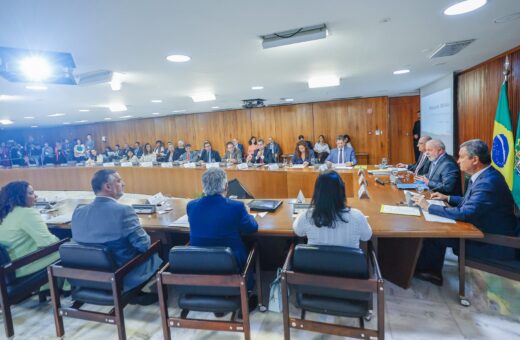 Lula em reunião com os ministros em março de 2023 no Palácio do Planalto, Brasília - DF - Foto: Ricardo Stuckert/PR