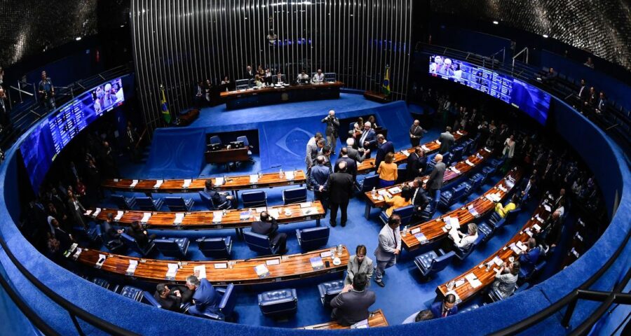 Senado define que sessão com governadores sobre tributária será no dia 24