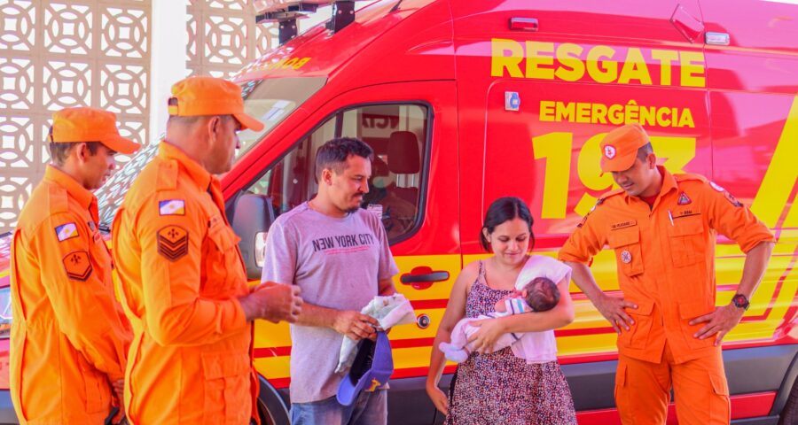 Após susto, família atendida visita e agradece a bombeiros militares pela agilidade