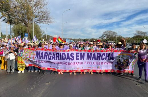 A Marcha das Margaridas em direção à Esplanada dos Ministérios acontece na manhã desta quarta-feira (16) -Foto: Paulo Marcial/Portal Norte