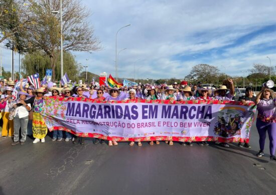 A Marcha das Margaridas em direção à Esplanada dos Ministérios acontece na manhã desta quarta-feira (16) -Foto: Paulo Marcial/Portal Norte