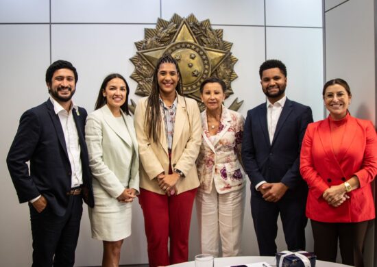 Ministra Anielle Franco e deputados norte-americanos