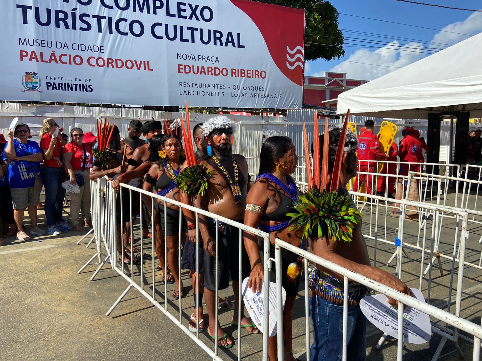 Yanomamis do AM pretendem entregar ofício de necessidades da região para Lula
