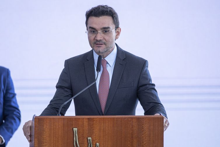 O deputado federal Celso Sabino (União-PA) tomou posse na manhã desta quinta-feira (3), como ministro do Turismo -Foto: Joédson Alves/EBC